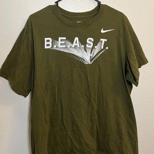 Nike The Nike Tee, Size: XL, Army Green